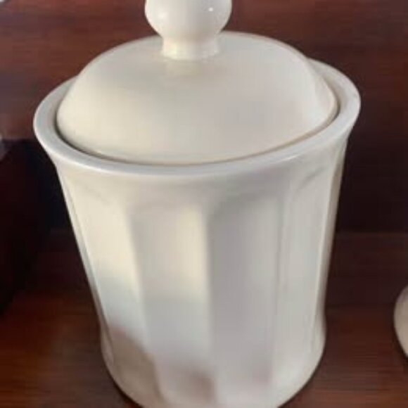 Canisters - Williams Sonoma - Picture 2 of 4